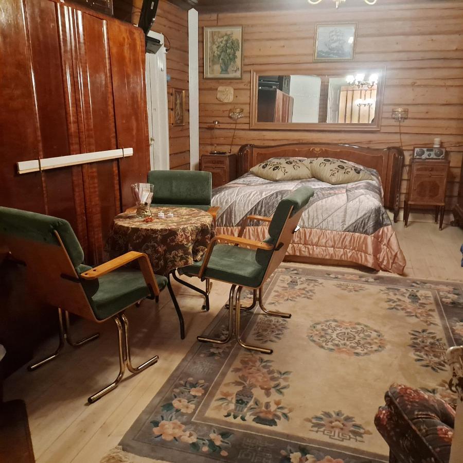 120 Yrs. Old Log House In Kuopio City Centre Extérieur photo