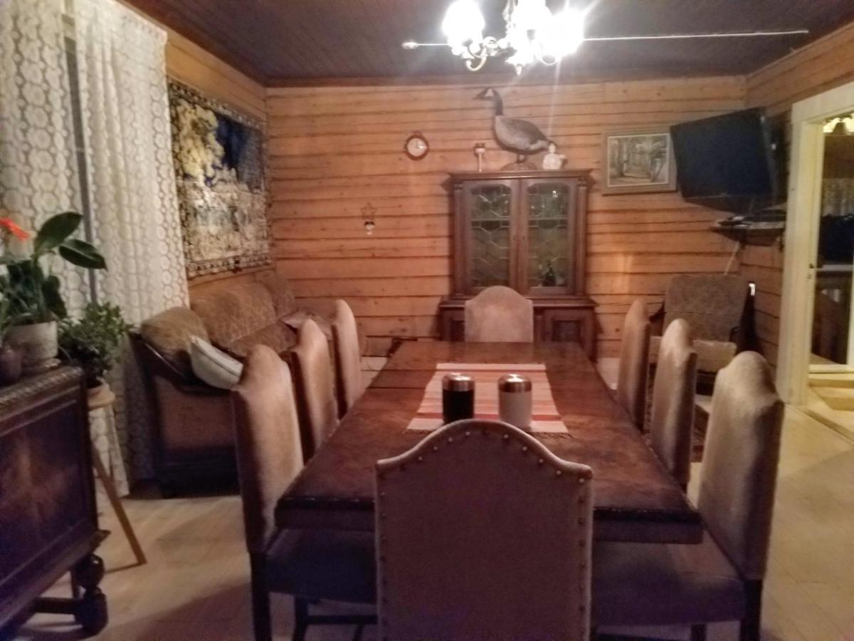 120 Yrs. Old Log House In Kuopio City Centre Extérieur photo